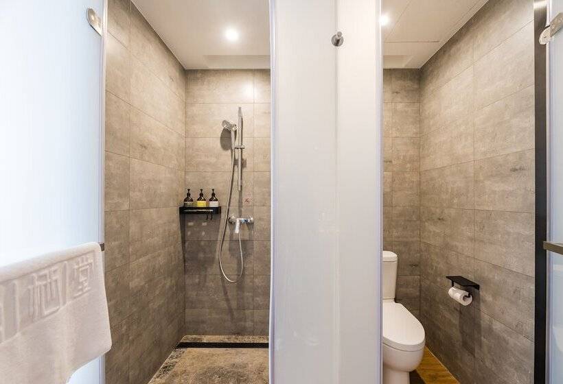 Отель The Hidden House Chengdu Taiguli Branch