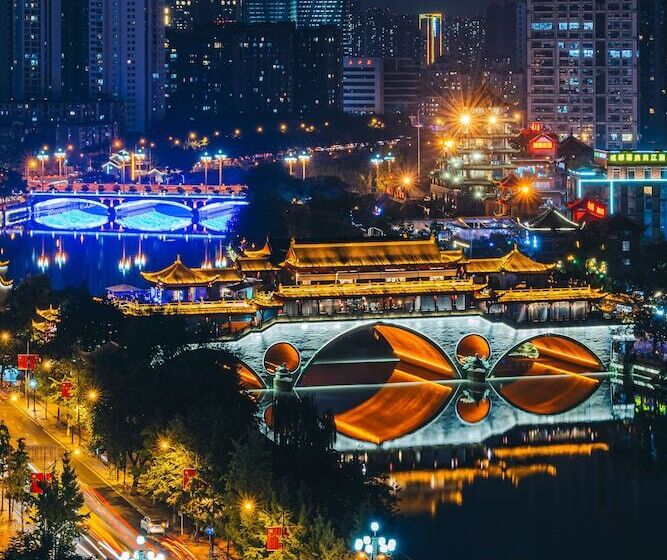 Отель The Hidden House Chengdu Taiguli Branch