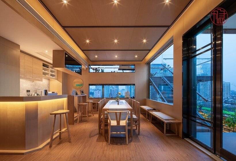 Отель The Hidden House Chengdu Taiguli Branch