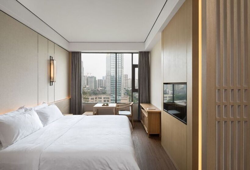 Отель The Hidden House Chengdu Taiguli Branch