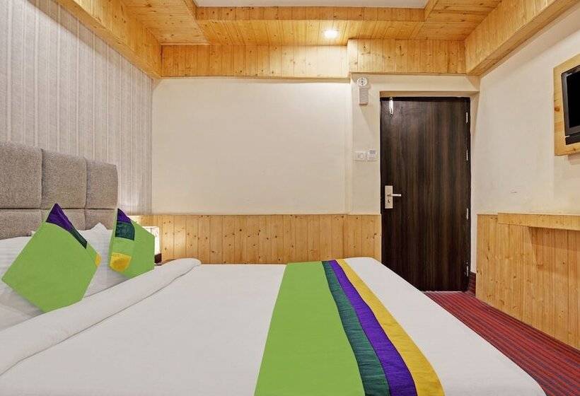 בית מלון כפרי Treebo Kosmos Anamika, 1 Km From Nainital Lake