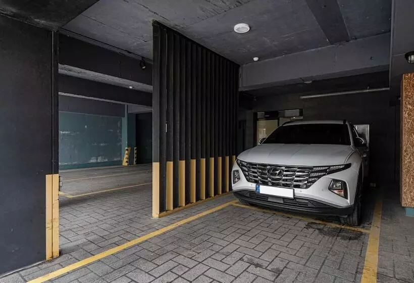 Motelli Geojedo Gohyeon Mono