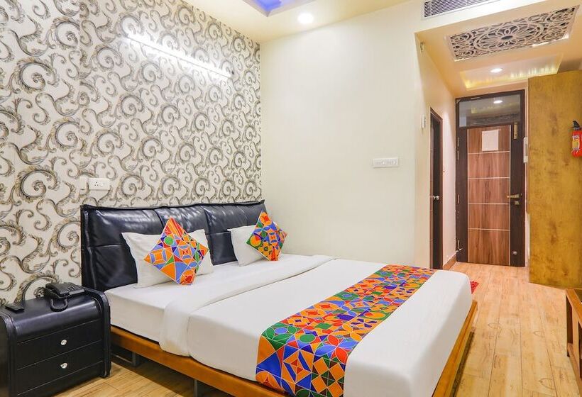 Fabhotel Shree Pushpraj