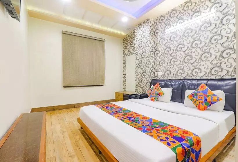 Fabhotel Shree Pushpraj
