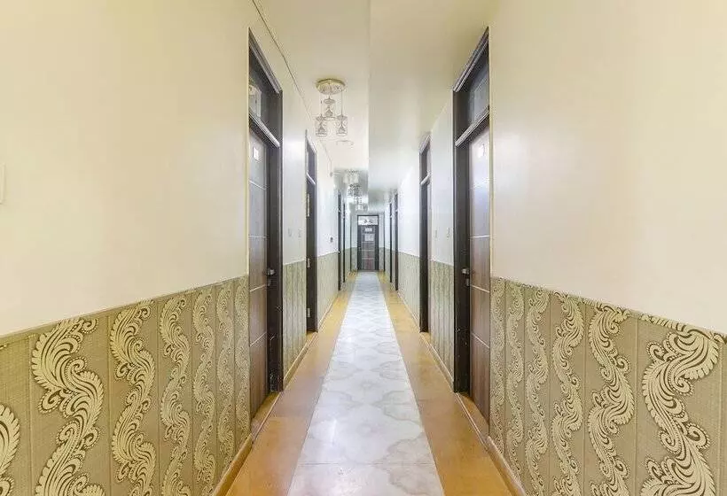 Fabhotel Shree Pushpraj