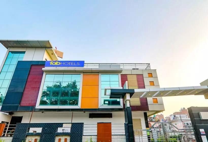 Fabhotel Shree Pushpraj
