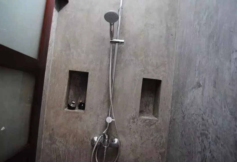 ペンション Arahtis Lake Villa
