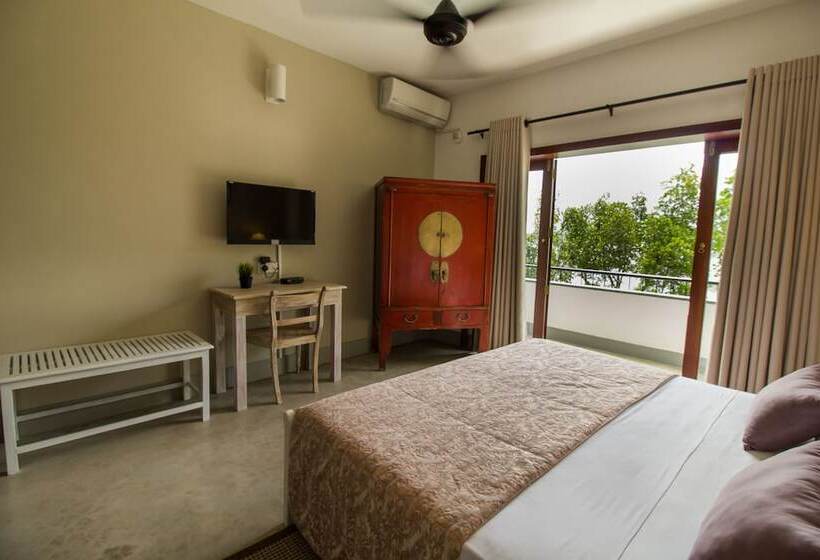 بنسيون Arahtis Lake Villa