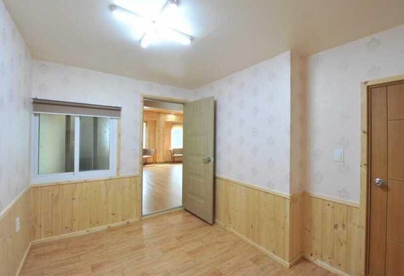 Gapyeong Top Pension