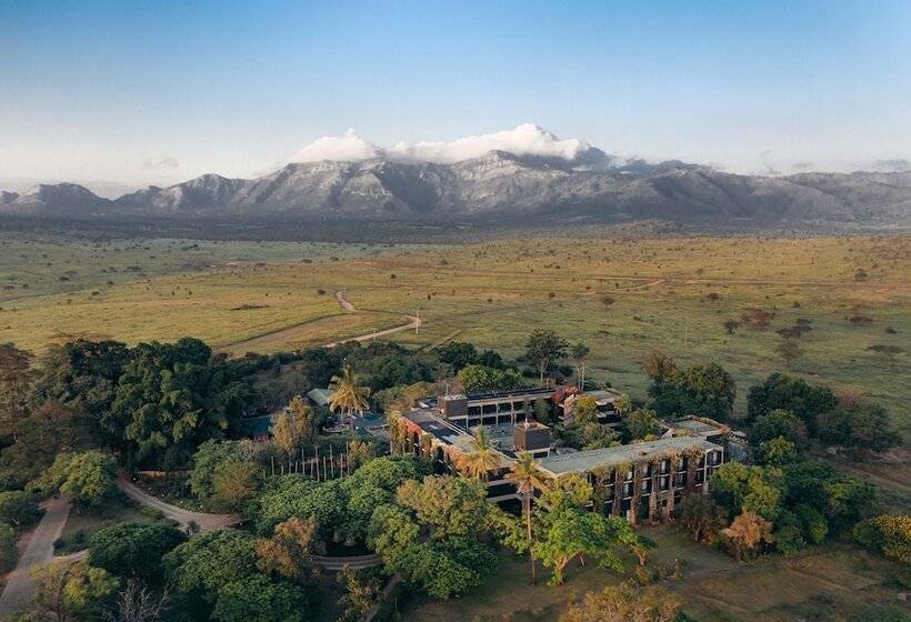 Taita Hills Safari Resort & Spa