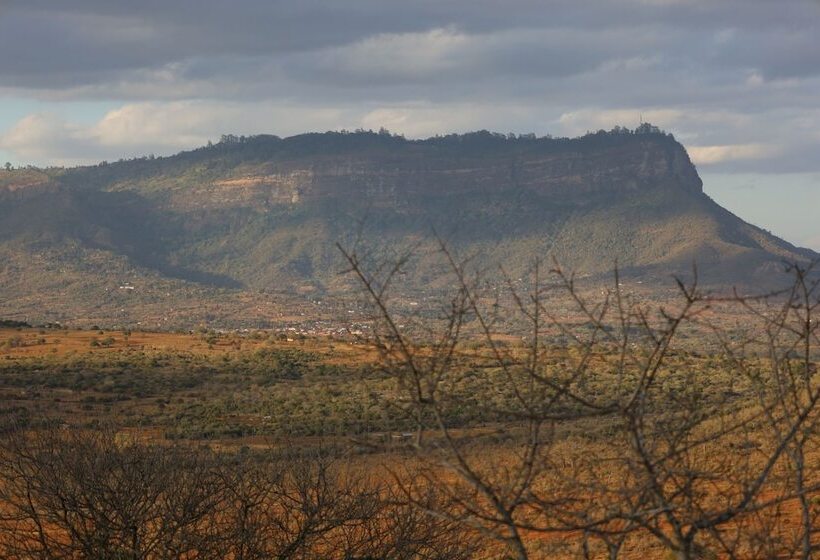 Taita Hills Safari Resort & Spa