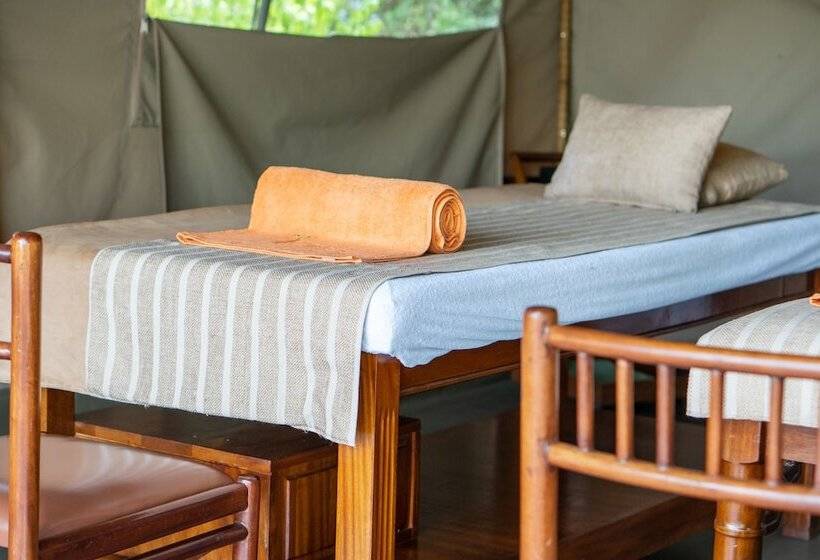 Taita Hills Safari Resort & Spa