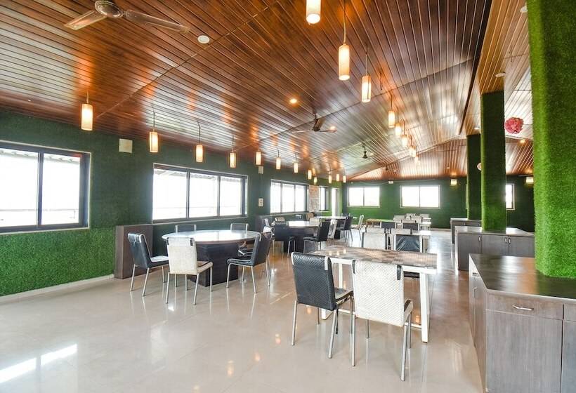 Fabhotel Bright Holidays