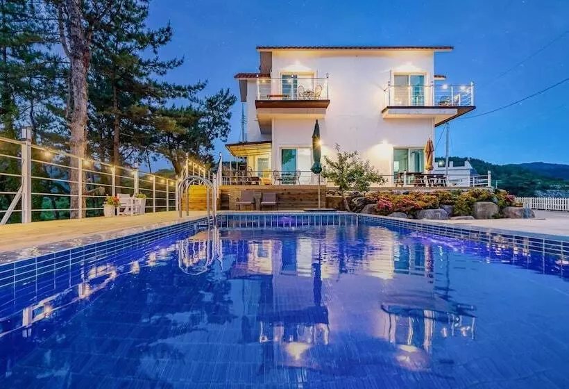 Yeosu Sky Pension