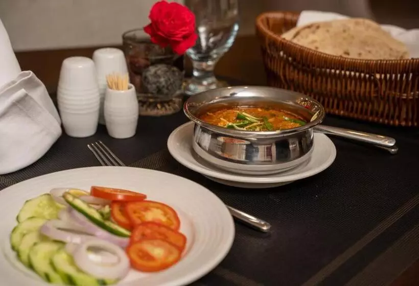 هتل Avari Xpress Skardu