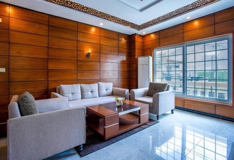 Hotel Avari Xpress Skardu