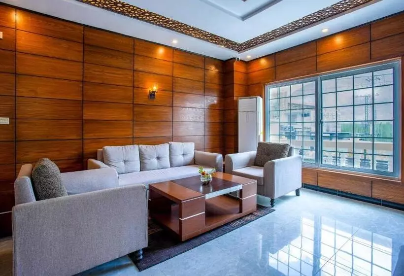 هتل Avari Xpress Skardu