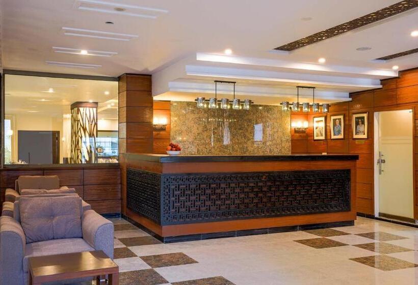 Hotel Avari Xpress Skardu