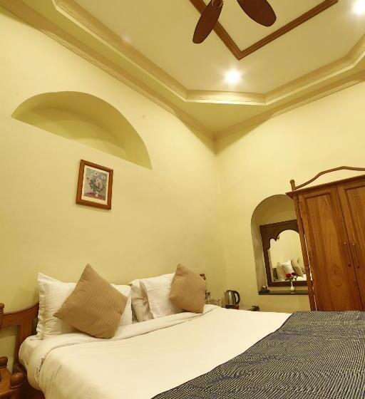 בית מלון כפרי Briars Heritage