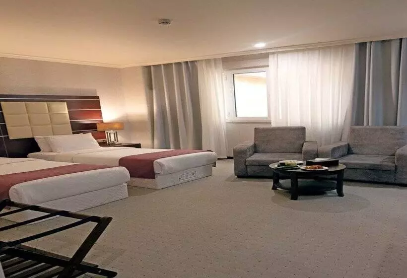 هتل Diyako Palace