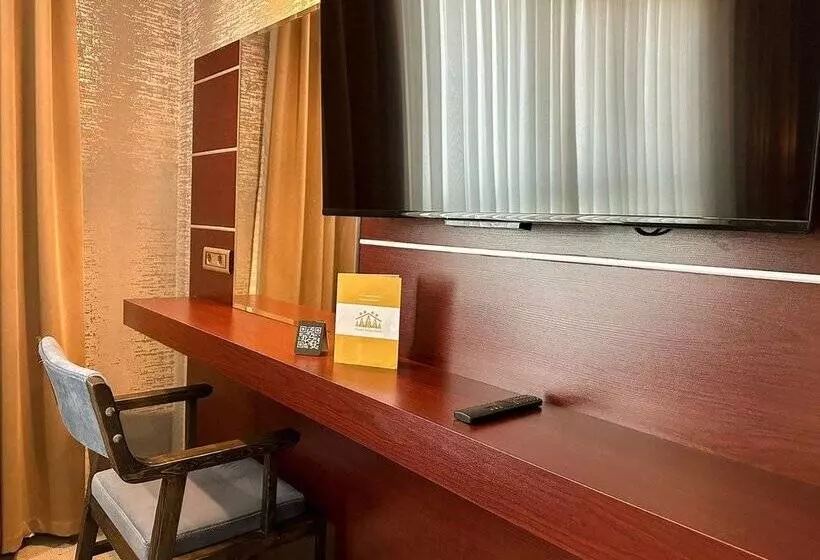 هتل Diyako Palace