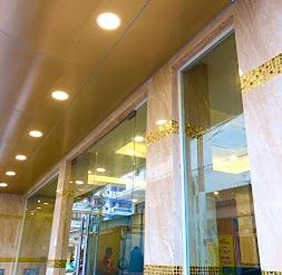 Szálloda The Lodge Pattaya