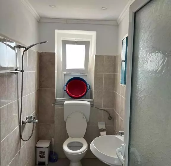 پانسیون Almer S Rooms