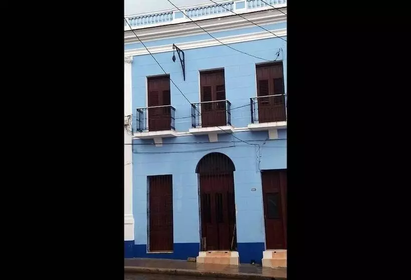 پانسیون Hostal Amelia Cienfuegos