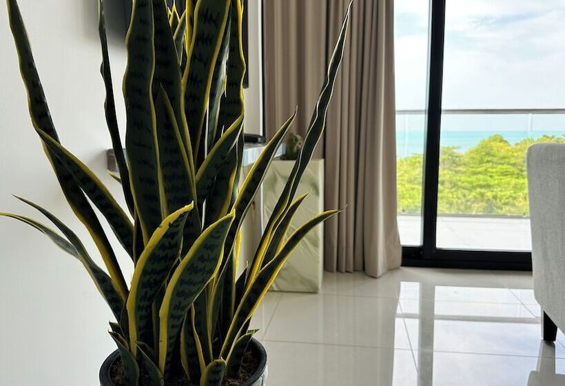 Takh Condo Hotel Ocean Views By Marea