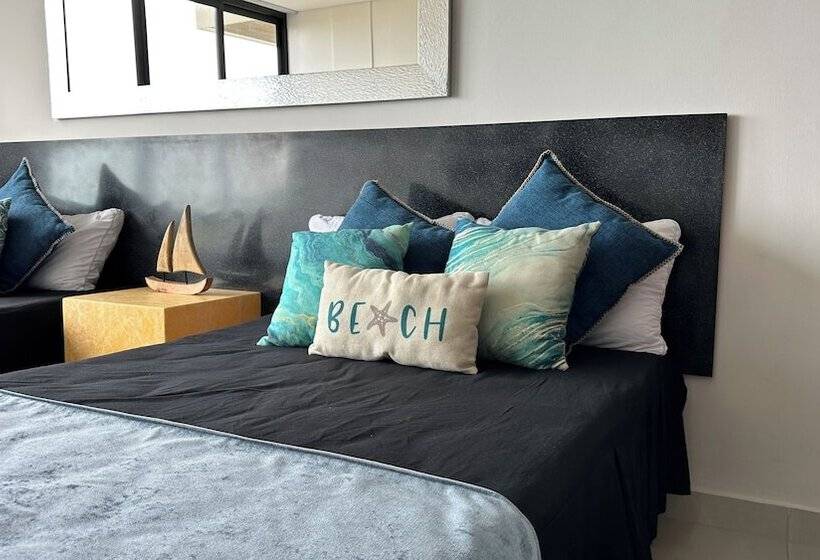 Takh Condo Hotel Ocean Views By Marea