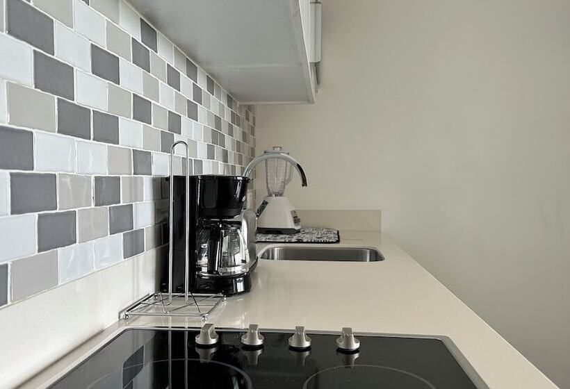 Takh Condo Hotel Ocean Views By Marea