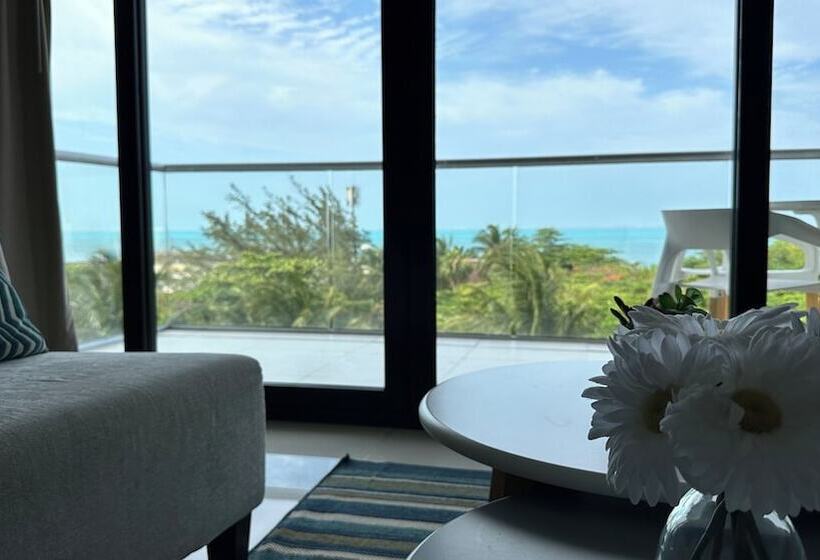 Takh Condo Hotel Ocean Views By Marea