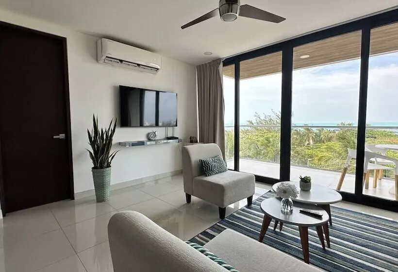 Takh Condo Hotel Ocean Views By Marea