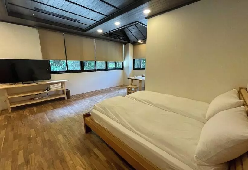 تختخواب و صبحانه 奕青民宿 梅酒 梅精 法國麵包plum Winery Guesthouse