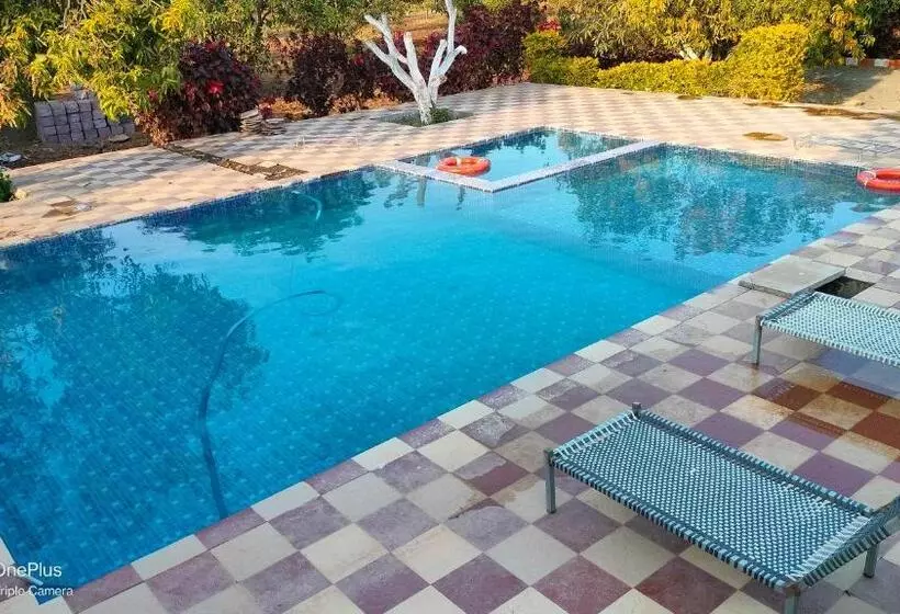 ホテル Aamrakunj Gir Resort