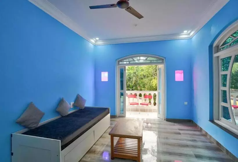 هتل Casa J0el Calangute Goa