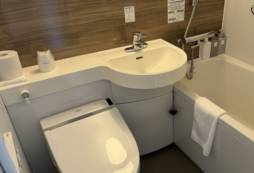 فندق Fuchudaiitihoteru