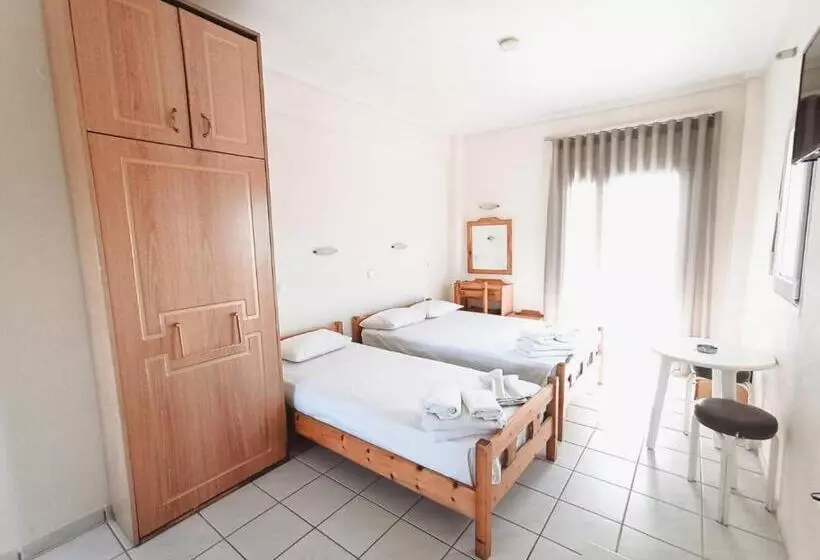 Hotelli Halkidiki Greek Pride Themelis Studios