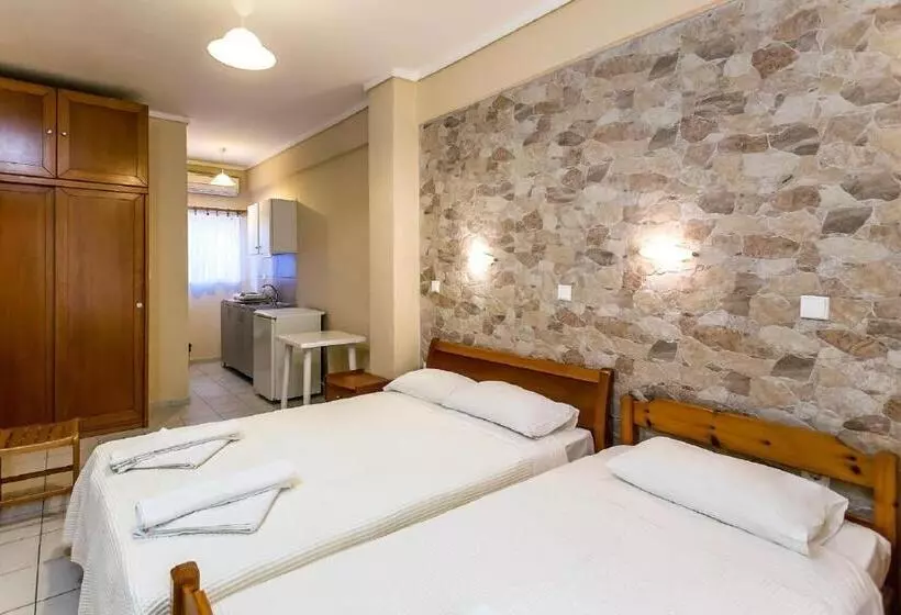 Hotelli Halkidiki Greek Pride Themelis Studios