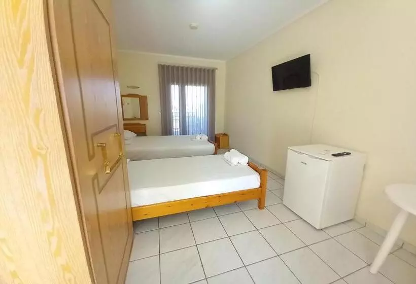 Hotelli Halkidiki Greek Pride Themelis Studios