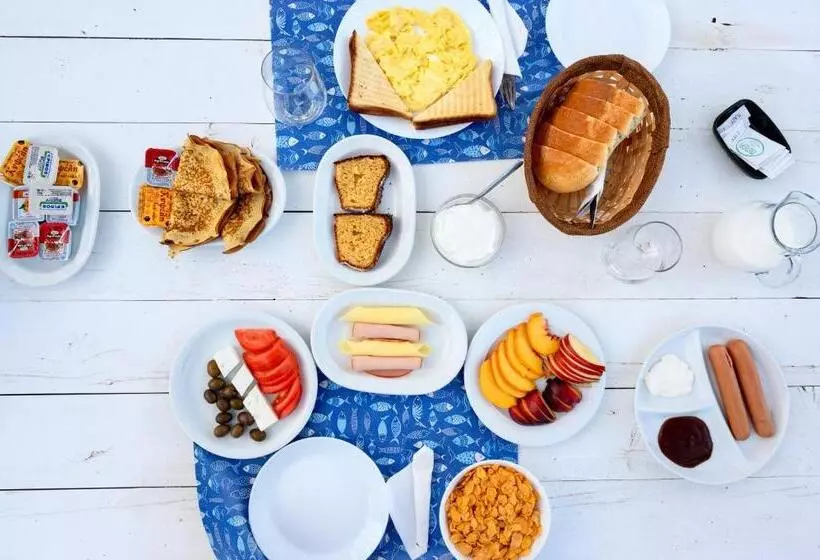 Hotelli Halkidiki Greek Pride Themelis Studios