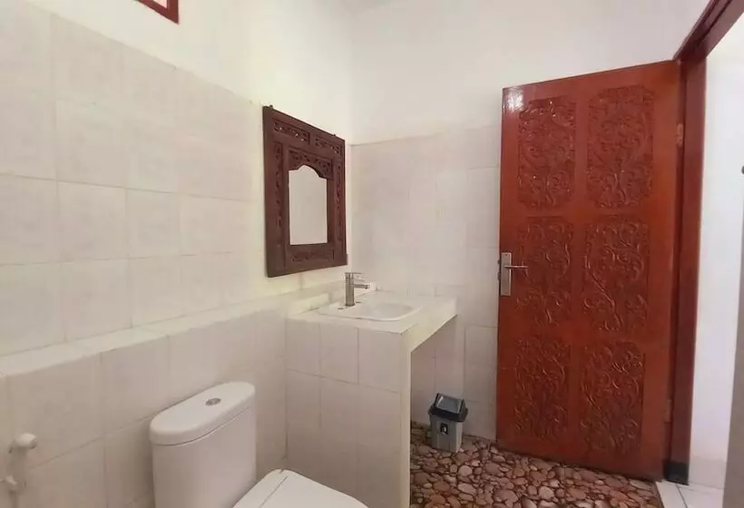 ホテル Matahari Inn Kuta Lombok