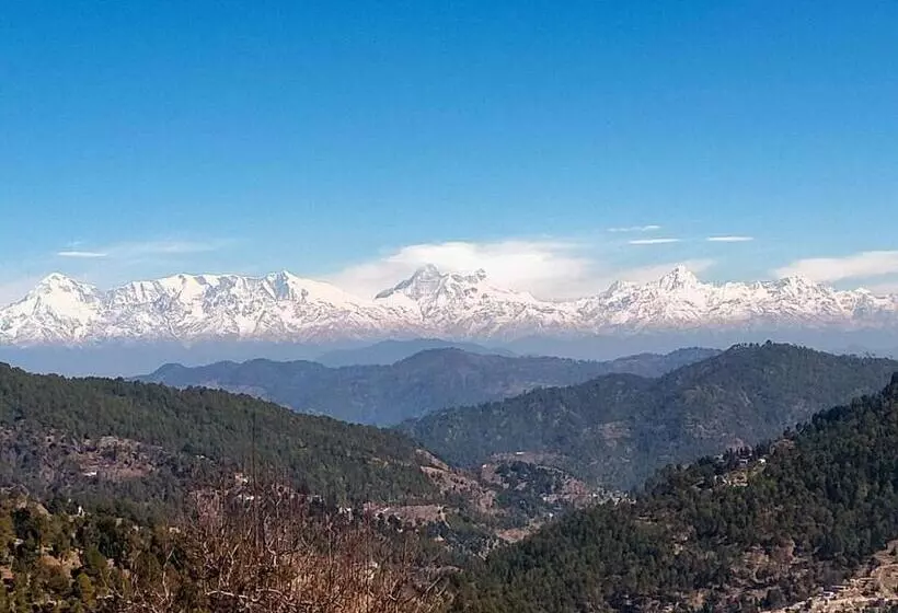 ホテル The Pahadi Nest Mukteshwar
