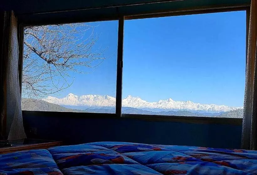 ホテル The Pahadi Nest Mukteshwar
