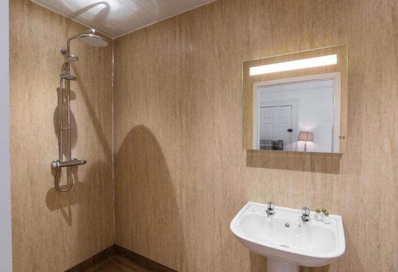 No 47 Marine Terrace