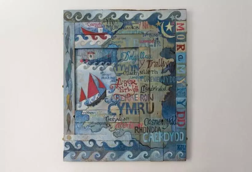 No 47 Marine Terrace