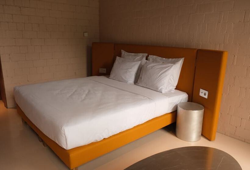 Rooms Hotel - Batumi