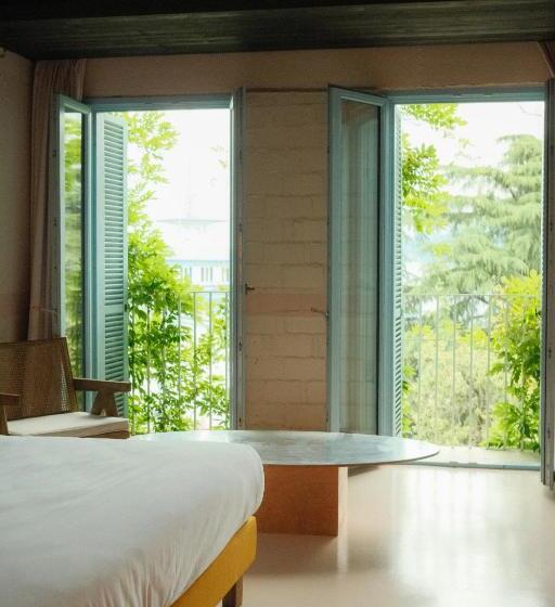 Rooms Hotel - Batumi