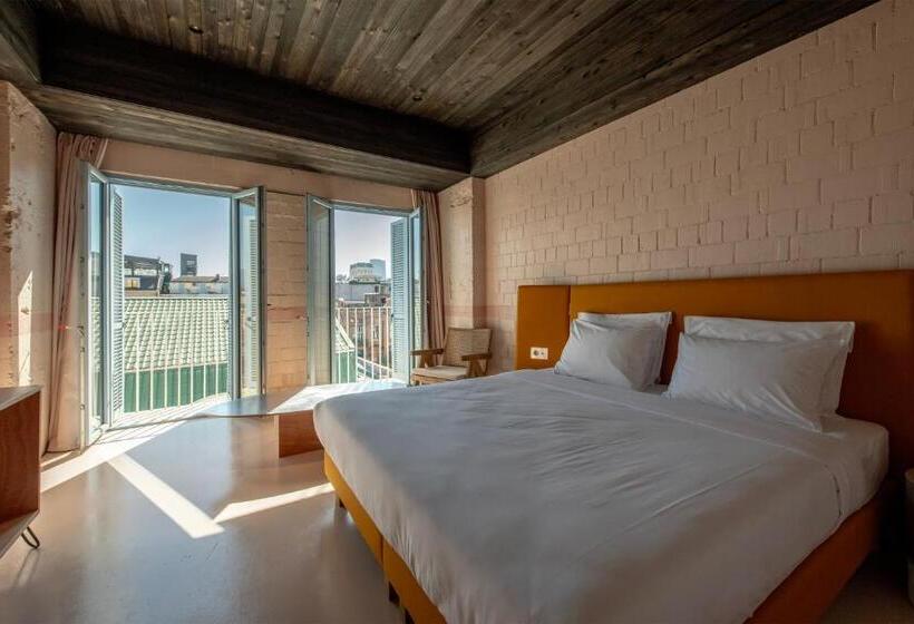 Rooms Hotel - Batumi