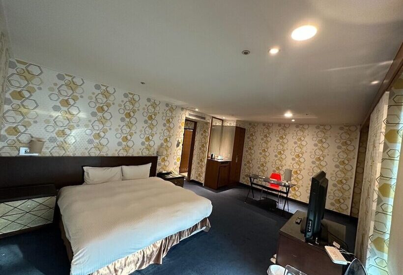 Seeker Hotel Sanchong